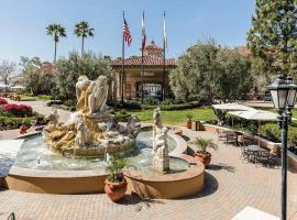 Marriott's Newport Coast 2BR Apartment with Resort Access, biệt thự ở Newport Beach