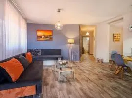 Private Modern Apartment
