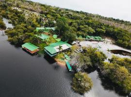 Pousada Tucuna Lodge - Amazônia，里奧普雷托達伊娃的飯店