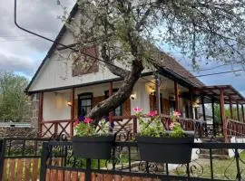 Hnameni Bovadzor Lodge