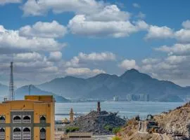 Khorfakan by the Living