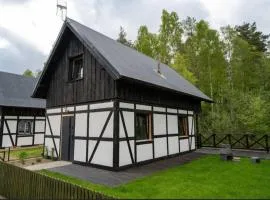 Domek nr 48 w Kaszubskiej Wenecji Na Gwizdówce w Załakowie przy lesie, jeziorze