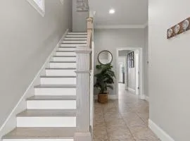 Walk To The Beach! 3 Story Home! 2 Balconies With Gulf Views!
