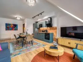 Stylish Flat with Parking in Budapests Vibrant Area