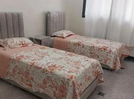 Appartement Meublé avec Parking Gratuit, Calme & Pratique à Casablanca