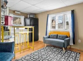 Nothing Fancy Older Pet Friendly Aartment