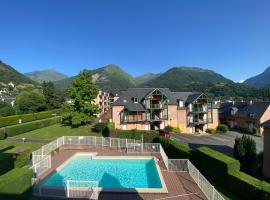 Appartement jolie vue et piscine, hotel i Luz-Saint-Sauveur