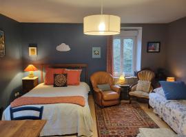 SAGE Studio, hotel in Treignac