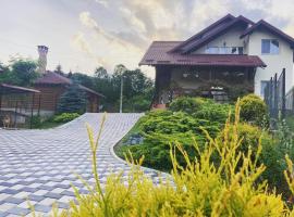 Casa Ungurianu, hotel in Câmpulung Moldovenesc