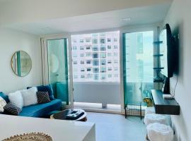 Luxurious Beach Front Condo in Playas Tijuana, hotel de playa en Tijuana