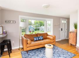 Cape Cod Cottage by Leavetown Vacations