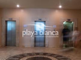 Playa Blanca Premier Unit 1410, hotel v mestu San Carlos
