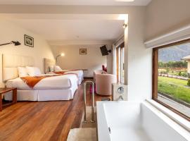 Casa Eva Hotel Boutique, hotel with pools in Urubamba