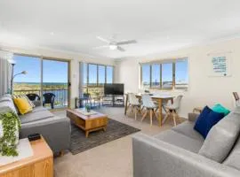 Creekside Coastal Escape on Hungerford