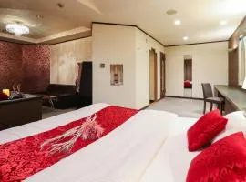 HOTEL ZOOM - Couple's Hotel