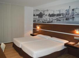 Hotel Spa Odeón, מלון בפרול