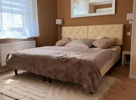 Appartement 2a - Gemütliche Wohnung mit Küchenzeile, Bad und Balkon