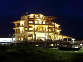 Seven Generations Winery Hotel, hotel with hot tubs in Mechka