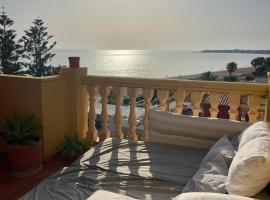 Acogedor apartamento en Denia, hotel a D&eacute;nia