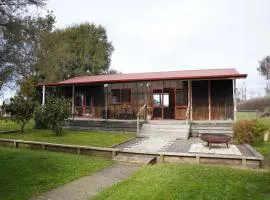 Country Cutie-Pie, close to town