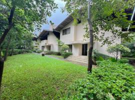 Yash Resort, hotel v destinaci Shendi