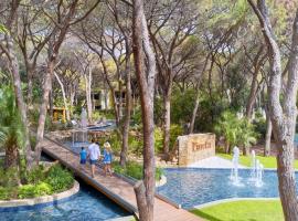 Forte Village Resort - Pineta、サンタ・マルゲリータ・ディ・プーラの5つ星ホテル