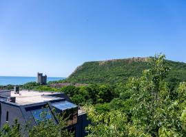 Ваканционен Апартамент Делфин 10 Holiday apartment Dolphin 10, alojamiento con onsen en Kavarna