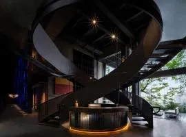 YOLO Eling Art Museum Hotel