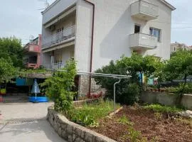 Apartment Drago for 4-5 persons
