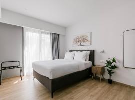 B48 Athens Dafni, hotel in Athens
