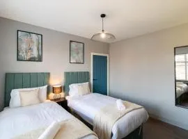 Spacious 3BR Home Perfect for Groups of 6