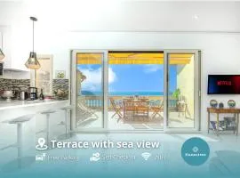 Vue mer époustouflante - Terrasse et parking - FJ
