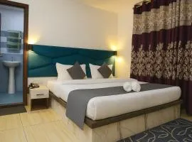 Hotel Elegance, Katra