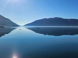 Friends-3, ξενοδοχείο σε Kravlja