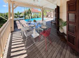 Maison créole d'exception - Villa Youka T4 standing pour familles- Trois Ilets, hotel in Les Trois-Îlets