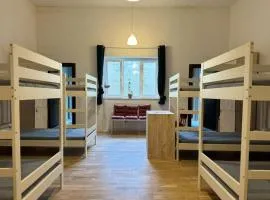 Dragon's Den Hostel