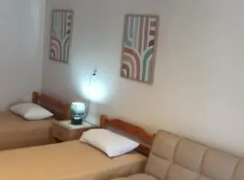 Panos house Potidea-apartment 2 rooms for 4-5 people