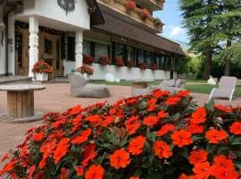 Rauzi Hotel Garnì & apartments