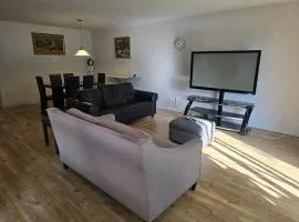 D's Place Hull Gatineau-Ottawa with Free Parking