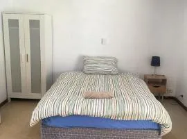Room near airport CBD