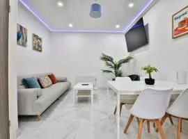 Modern 2 Bedroom House in Central Cardiff