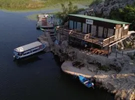 Apartmani Karučki krš