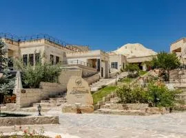 MDC Cave Hotel