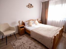 Aly&Emy 2, majake sihtkohas Caransebeş