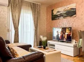 Lux Deluxe Apartment