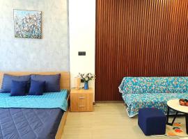 Andi's Homestay-Vinhomes Grand Park, hotel v destinaci Gò Công