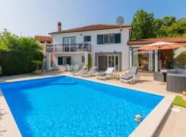 Beautiful Villa Lara with sauna in Imotski