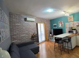 B&B NewYork, Avellino