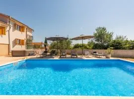 New! Holiday Home Tina with pool