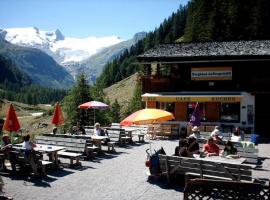 Berghaus Außergschlöß, hotell i Matrei in Osttirol